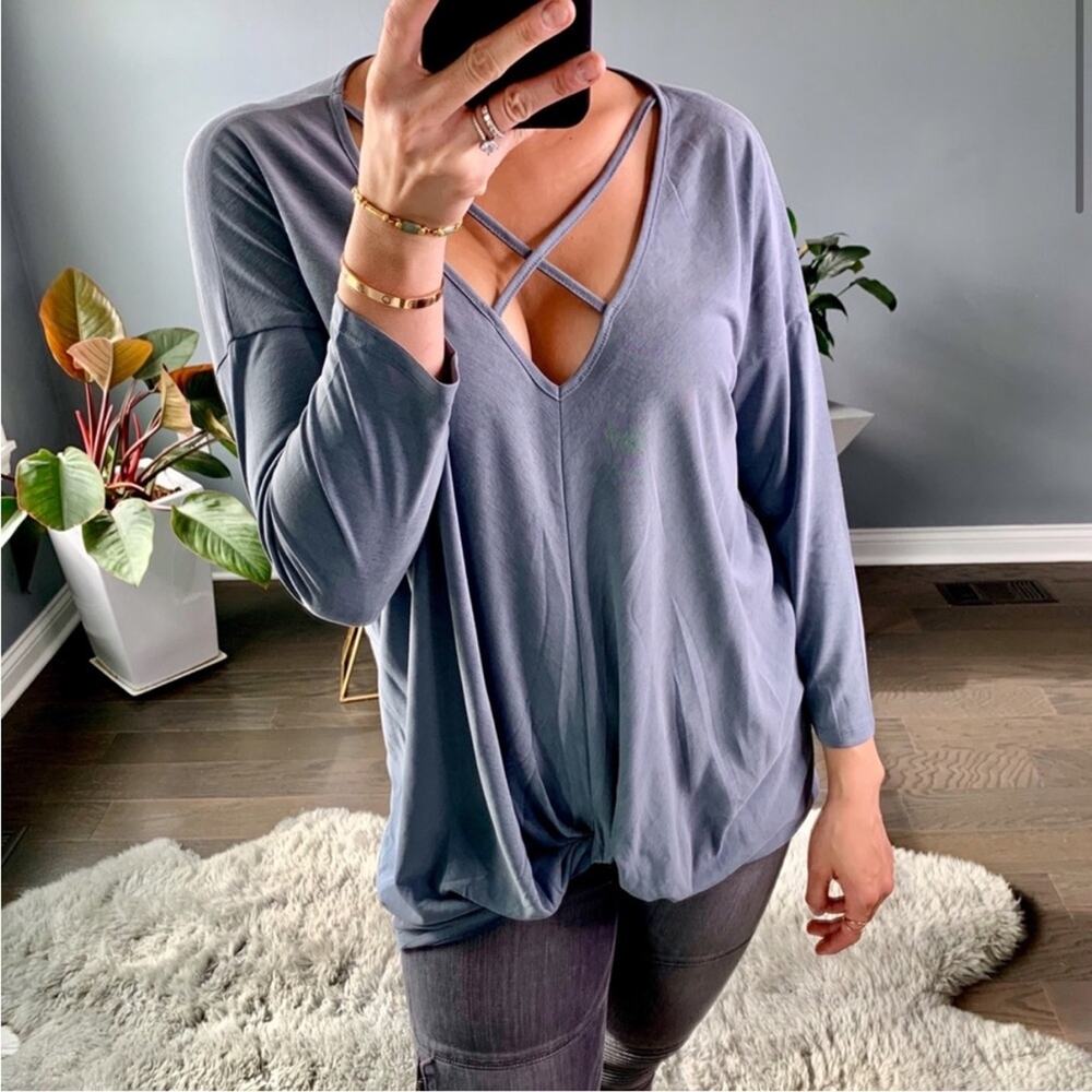 NWT Light Navy Blue Criss Cross Top Size Large